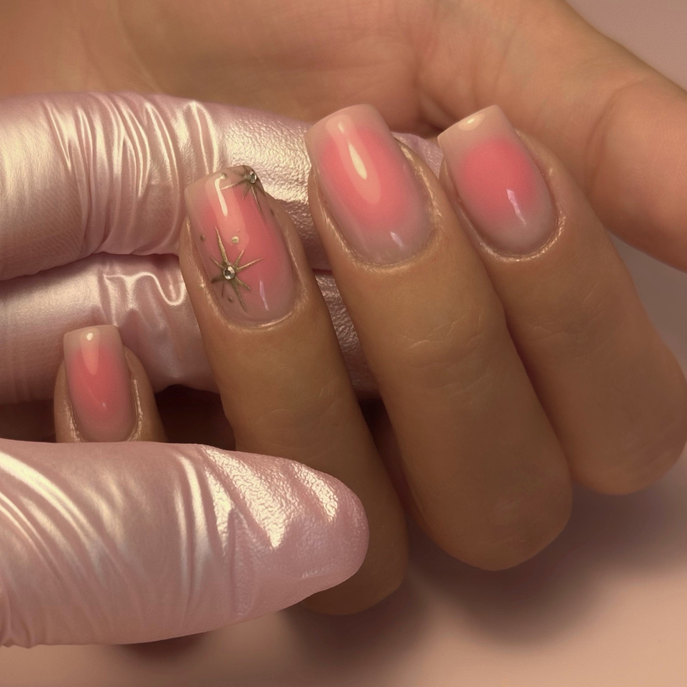 Comment faire un blush nail sur ongles